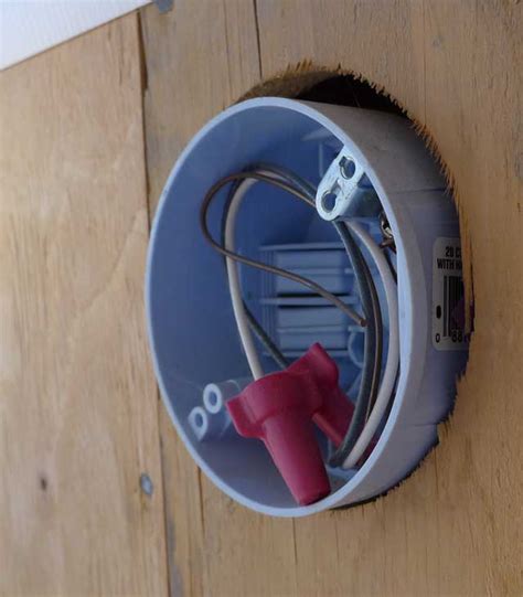 flush round light junction box doesn't sit flush|round junction lighting installation.